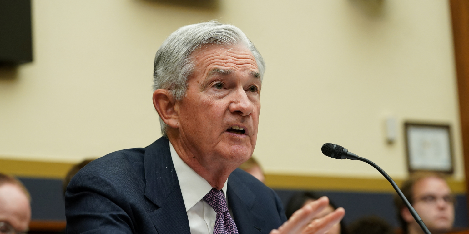 le president de la reserve federale jerome h powell temoigne lors d une audition des services financiers 