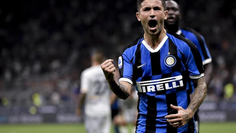 ep 26 august 2019 italy milan inter milans stefano sensi celebrates scoring his sides second goal ep 26 august 2019 italy milan inter milans stefano sensi celebrates scoring his sides second goal
