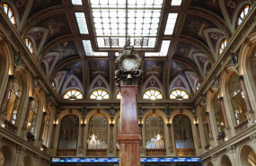 ep archivo   el reloj de la bolsa de 4 esferas en el palacio de la bolsa de madrid a 26 de mayo de