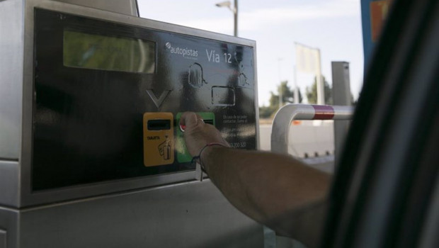 ep archivo   imagenes de recurso de la autopista de peaje sevilla