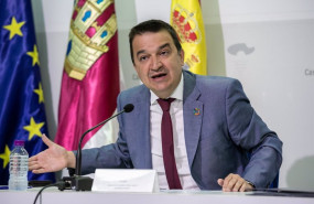 ep el consejero de agricultura agua y desasrrollo rural francisco martinez arroyo en una foto de