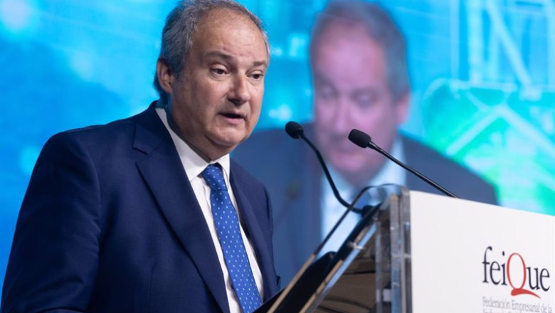 El ministro de Industria y Turismo, Jordi Hereu, interviene durante la Asamblea General 2024 de la Federación Empresarial de la Industria Química Española (FEIQUE), en el Auditorio El Beatriz Madrid, a 24 de octubre de 2024, en Madrid (España). Durante la | Eduardo Parra - Europa Press ep el ministro de industria y turismo jordi hereu interviene durante la asamblea general 2024 de la