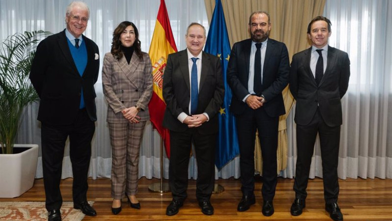 El Ministro De Industria Y Turismo, Jordi Hereu, Y La Secretaria De Estado De Turismo, Rosana Morillo, Se Han Reunido Con Gabriel Escarrer Y José Luis Zoreda, Presidente Y Vicepresidente Ejecutivo, Respectivamente, De Exceltur. | DAVID LOPEZ VILLALTA ep el ministro de industria y turismo jordi hereu y la secretaria de estado de turismo rosana 20240111185004