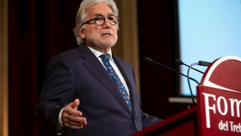 ep el president de foment de treball josep sanchez llibre
