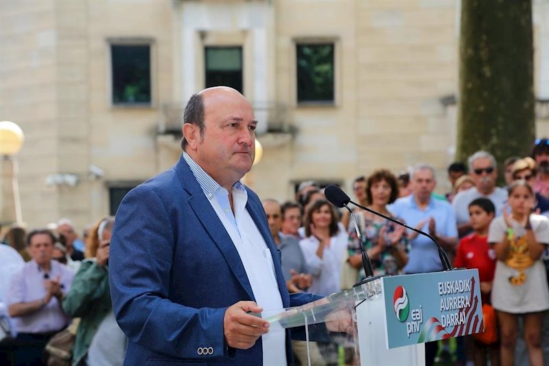 ep el presidente del ebb del pnv andoni ortuzar en un acto politico