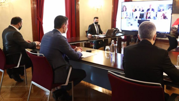 ep el presidente del gobierno pedro sanchez centro el ministro del interior fernando grande-marlaska