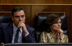 ep el presidente del gobierno pedro sanchez y la vicepresidenta primera carmen calvo en sus escanos
