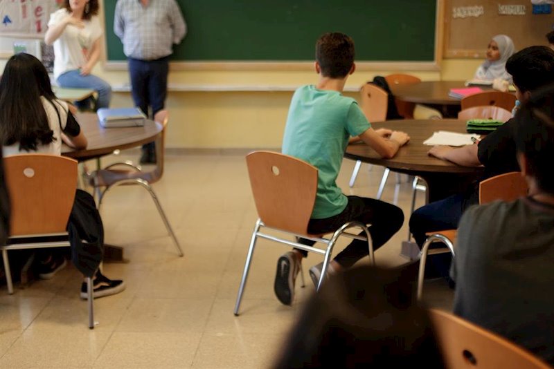 ep estudiantes en una clase de secundaria