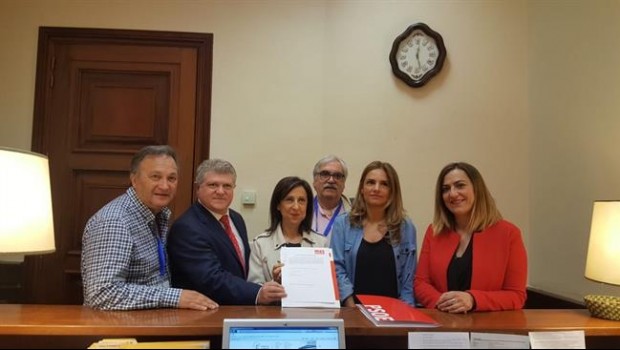 ep grupo socialista con roblesla cabeza registrainiciativa