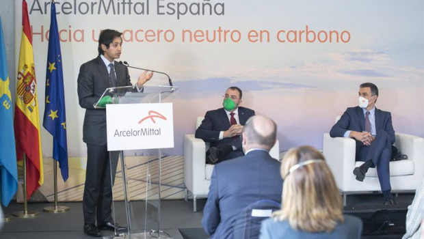 ep i d el consejero delegado de arcelormittal aditya mittal interviene en presencia del presidente