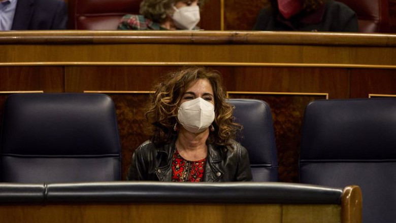 ep la ministra de hacienda y funcion publica la socialista maria jesus montero en una sesion