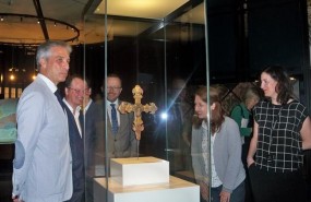 ep miembros de la caixa ybritish museumapiezala exposicion