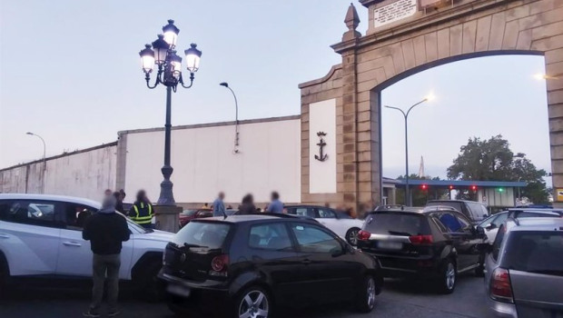 ep trabajadores de navantia a las puertas del astillero de ferrol