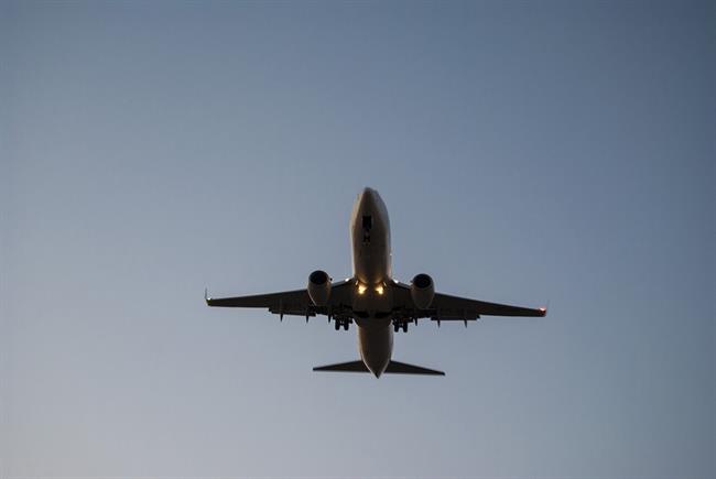 ep un avionpleno vuelo