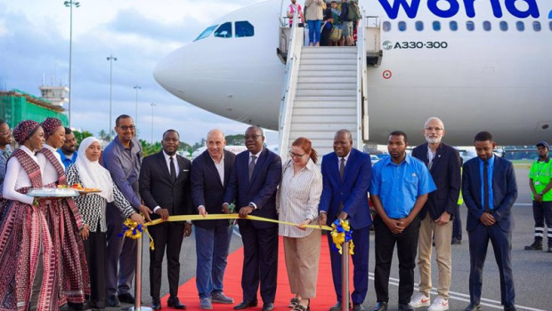 ep world2fly celebra el vuelo inaugural de su ruta directa que une madrid con zanzibar