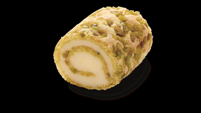 psh pat deli cheesecakepistachioroll ok psh pat deli cheesecakepistachioroll ok