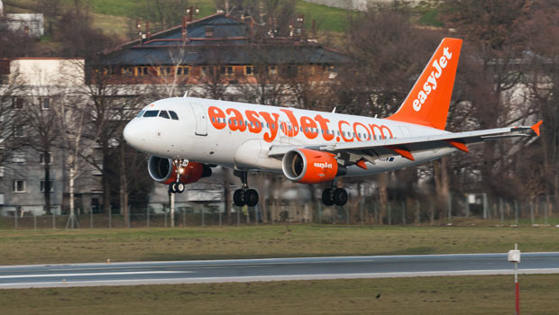 dl easyjet easy jet airline aircraft plane travel pd