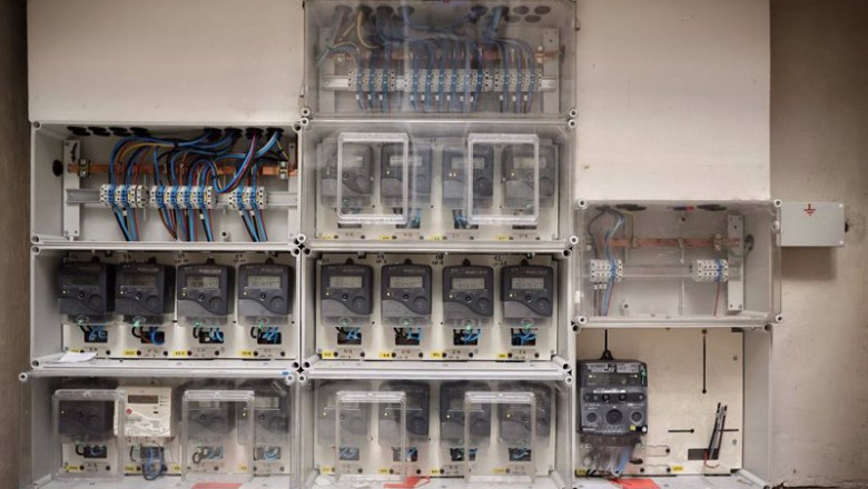 ep archivo   contadores electricos de un edificio a 1 de abril de 2022 en madrid espana