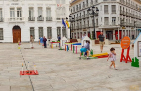 ep archivo   ninos jugando en una plaza