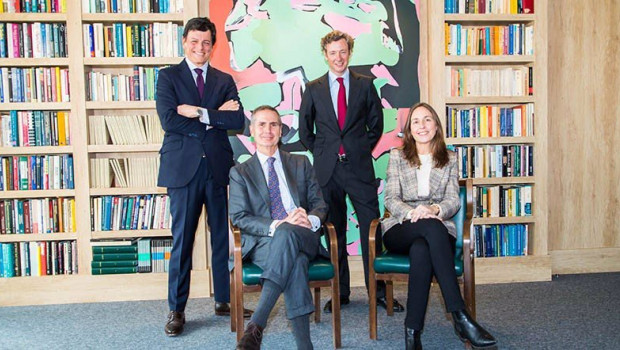 ep arriba izquierda y abajo derecha tasio del castano y alejandro sarrate socios fundadores de mch