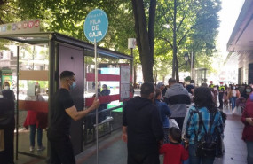 ep colas de clientes ante la apertura del primark en gran via de bilbao