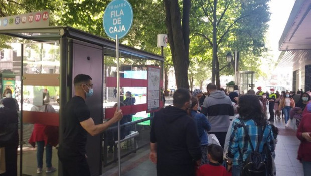 ep colas de clientes ante la apertura del primark en gran via de bilbao