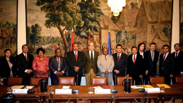 ep delegacionla republica indonesia interesadamodelo autonomico espanol