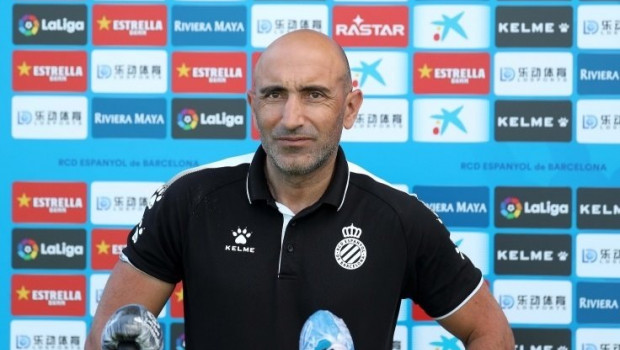 ep el entrenador del rcd espanyol abelardo fernandez