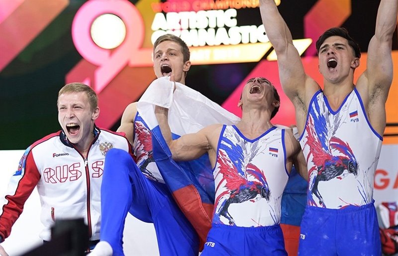ep el equipo ruso masculino de gimnasia artistica en el campeonato del mundo