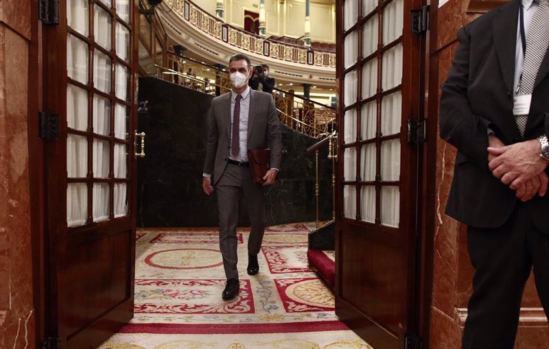 Sánchez acusa a Casado de deslealtad con España ante la crisis con Marruecos