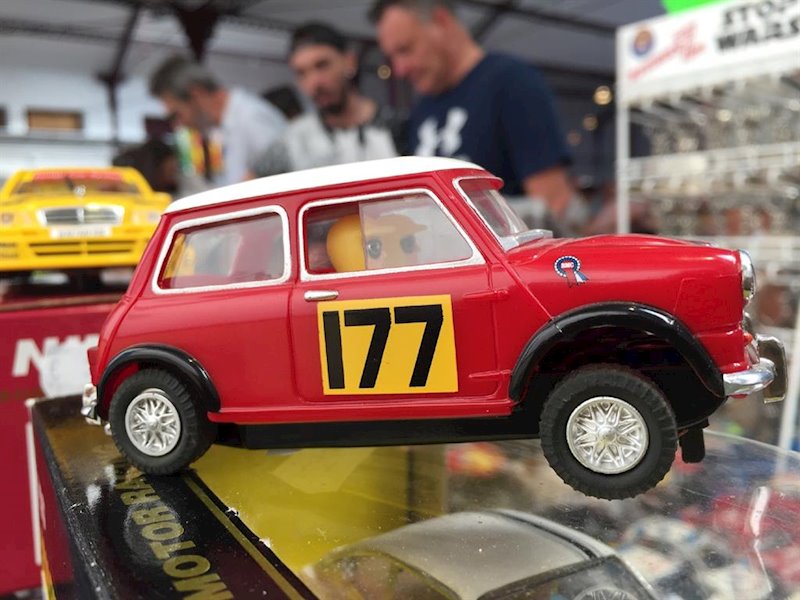 ep imagen de uno de un coche de juguete