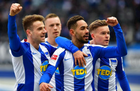 ep los jugadores del hertha berlin celebran un gol en la bundesliga
