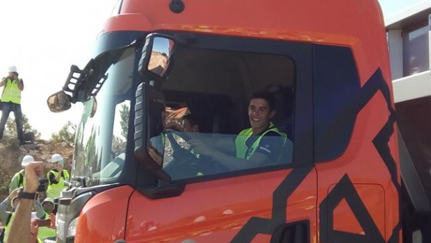 ep marc marquez enacto publicitarioahermano alex marquez