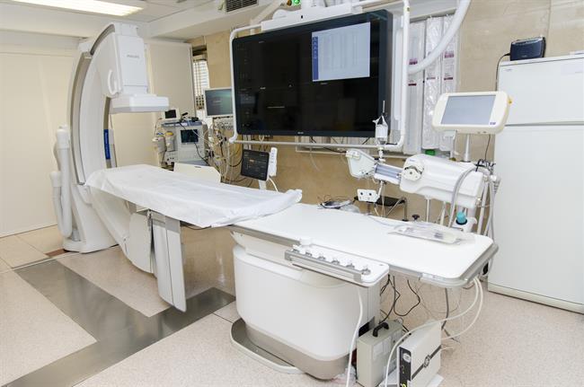 ep nuevo equipohemodinamicahospital gregorio maranonmadrid