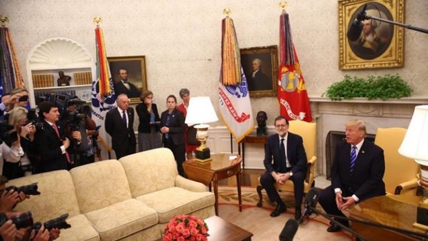ep trumpreunerajoydespacho oval de la casa blanca
