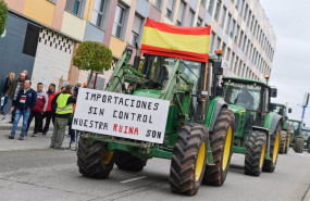ep varios tractores durante una manifestacion en la novena jornada de protestas de los tractores en
