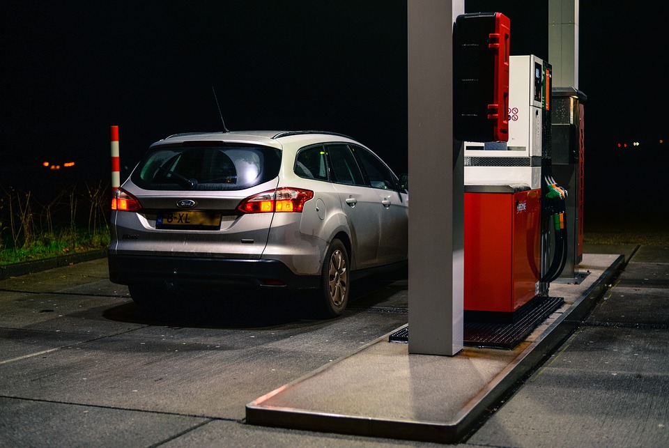 gasolinera gas station coche repostar gasolinera gas station coche repostar