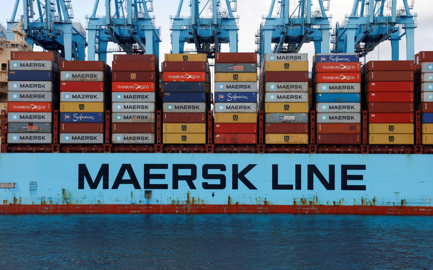 le porte conteneurs geant maersk triple e majestic en espagne 