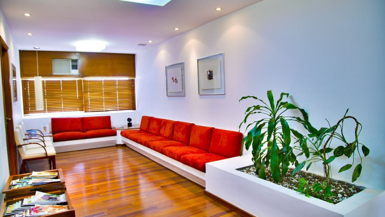 1655999916 waiting room 5481361280