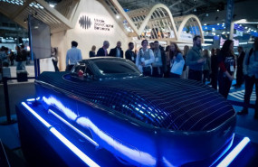 ep archivo   asistentes al mobile world congress de barcelona de 2024