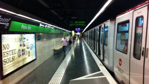 ep archivo estacion de metro del poble sec de la linea 3 del metro de barcelona ep archivo estacion de metro del poble sec de la linea 3 del metro de barcelona