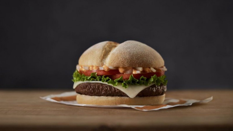 ep archivo mcdonalds lanza una hamburguesa en apoyo a los productores locales frente a la crisis ep archivo mcdonalds lanza una hamburguesa en apoyo a los productores locales frente a la crisis