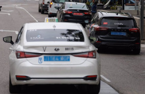 ep archivo   un taxi circulando junto a un vtc a 8 de junio de 2023 en madrid espana