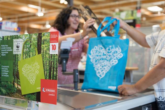 Bolsa solidaria con el planeta acuerdo Eroski y WWF. | EROSKI ep bolsa solidariaplaneta acuerdo eroskiwwf