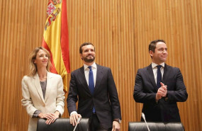 ep cayetana alvarez de toledo pablo casado y teodoro garcia egea en la reunion con los diputados y