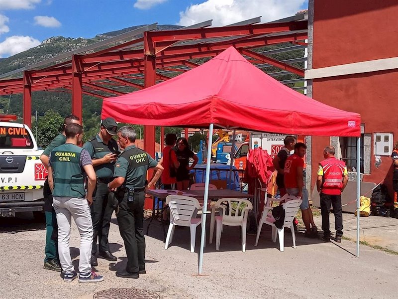 ep dispositivo de busqueda de otro rescate en ca cueva cueto-coventosa ep dispositivo de busqueda de otro rescate en ca cueva cueto-coventosa