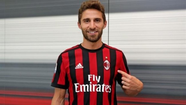 ep fabio borini nuevo jugadorac milan