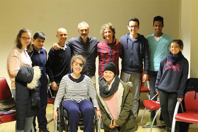 Grupo de adolescentes con cáncer realiza un corto para compartir historias | FUNDACIÓN DIVERSIÓN SOLIDARIA ep grupoadolescentescancer realizacortocompartir historias