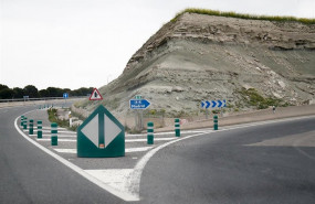 ep imagen de la senalizacion que indica la a-4 en direccion andalucia durante el pasado jueves santo