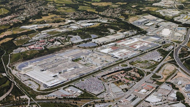 ep imagen desde lo alto de la planta de seat en martorell barcelona